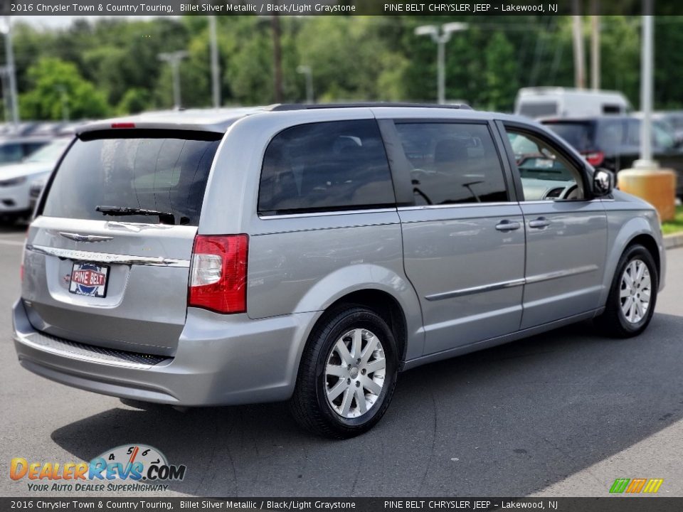 2016 Chrysler Town & Country Touring Billet Silver Metallic / Black/Light Graystone Photo #7