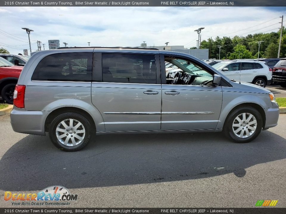 2016 Chrysler Town & Country Touring Billet Silver Metallic / Black/Light Graystone Photo #8