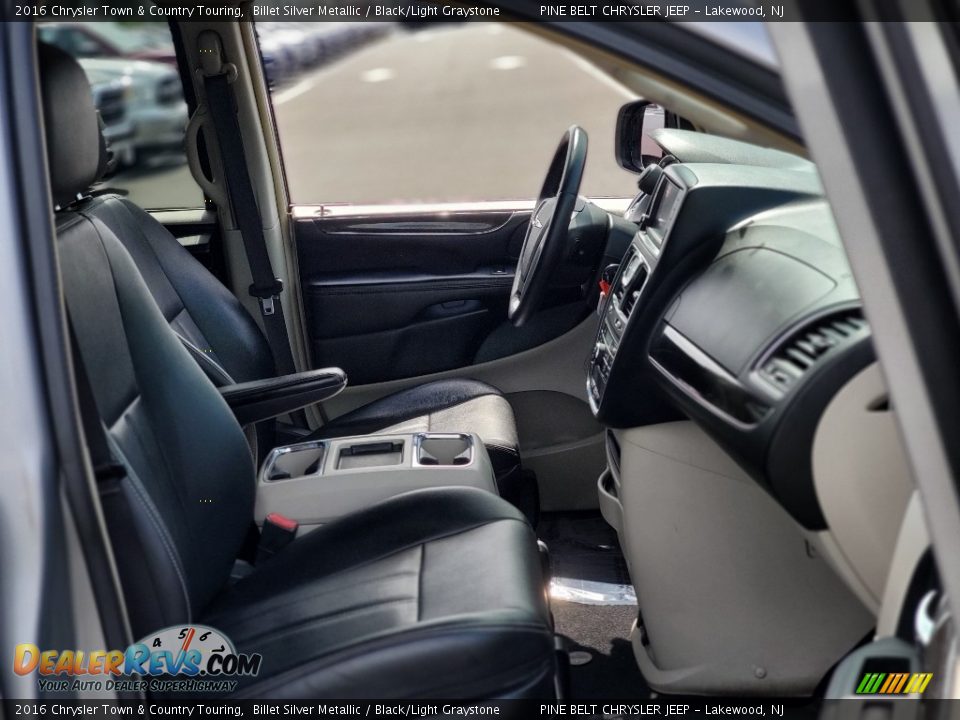 2016 Chrysler Town & Country Touring Billet Silver Metallic / Black/Light Graystone Photo #12