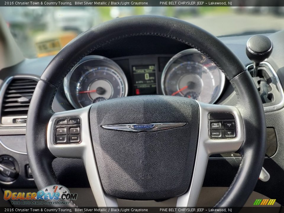 2016 Chrysler Town & Country Touring Billet Silver Metallic / Black/Light Graystone Photo #15