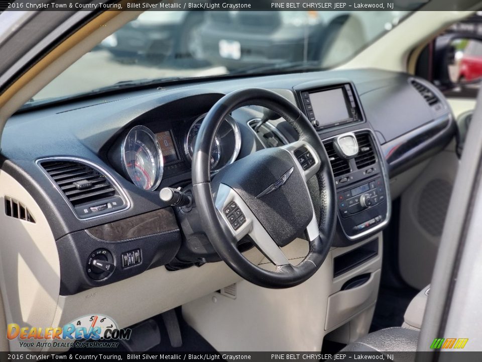 2016 Chrysler Town & Country Touring Billet Silver Metallic / Black/Light Graystone Photo #23