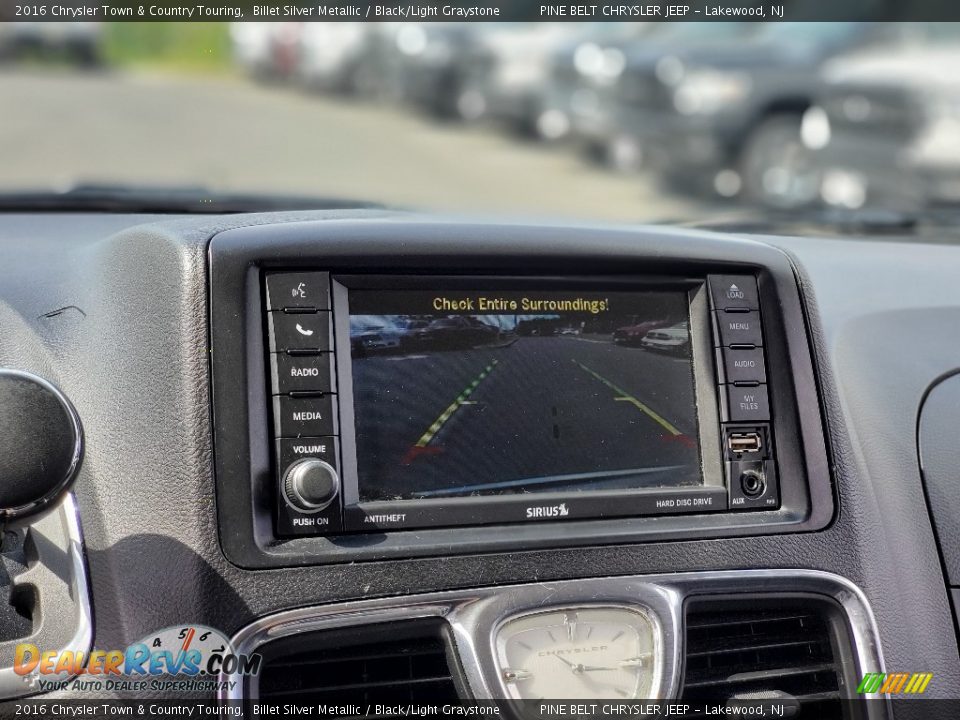 2016 Chrysler Town & Country Touring Billet Silver Metallic / Black/Light Graystone Photo #28