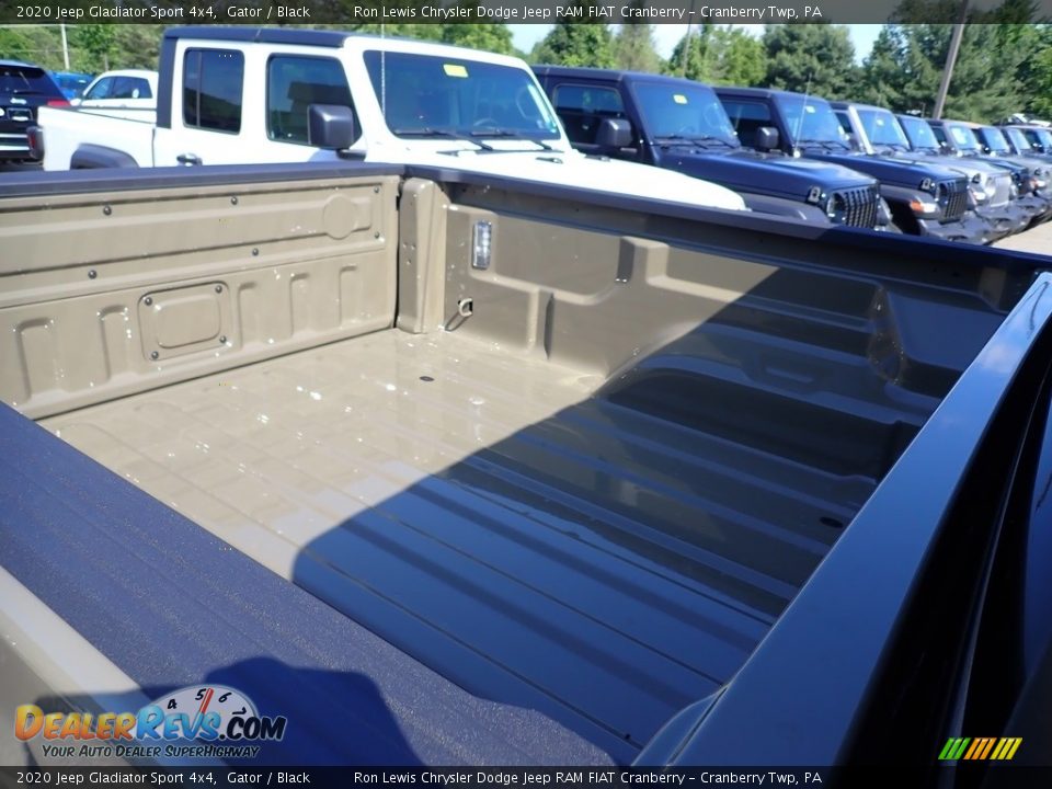 2020 Jeep Gladiator Sport 4x4 Gator / Black Photo #12