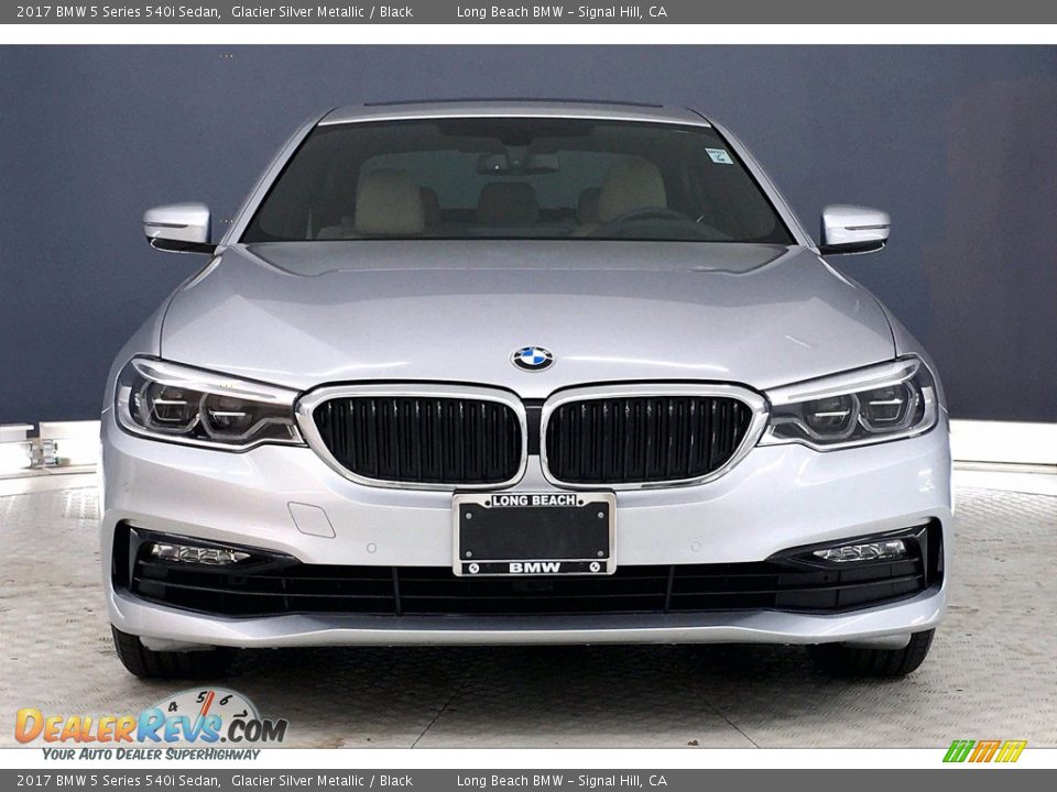 2017 BMW 5 Series 540i Sedan Glacier Silver Metallic / Black Photo #2