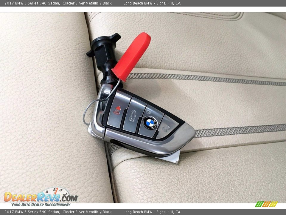 2017 BMW 5 Series 540i Sedan Glacier Silver Metallic / Black Photo #11