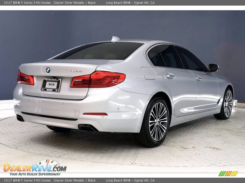 2017 BMW 5 Series 540i Sedan Glacier Silver Metallic / Black Photo #13