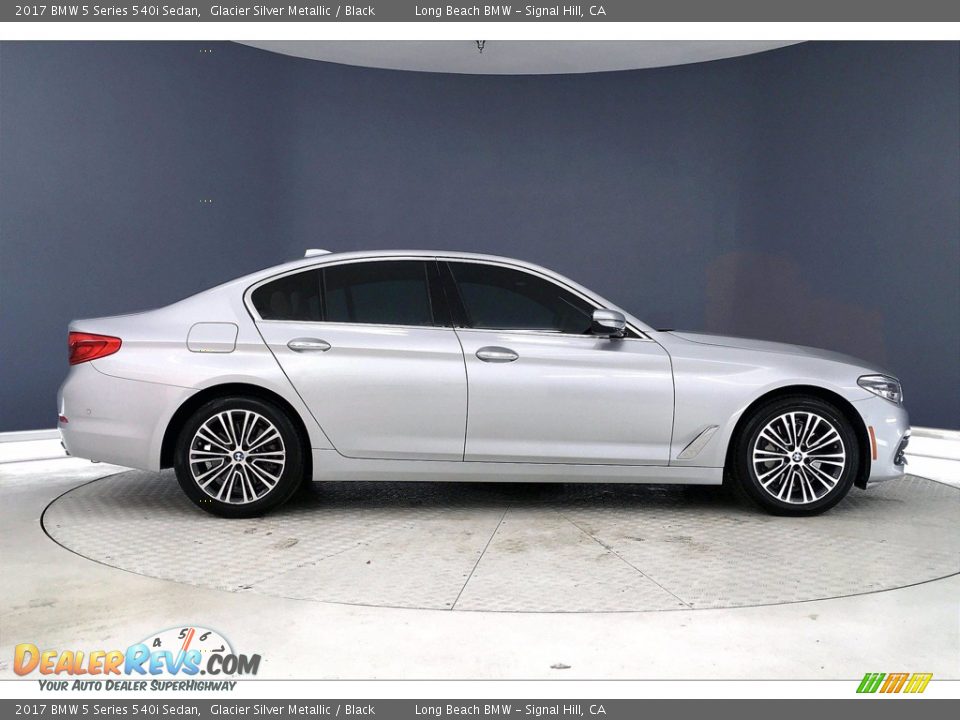 2017 BMW 5 Series 540i Sedan Glacier Silver Metallic / Black Photo #14