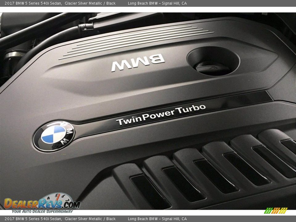 2017 BMW 5 Series 540i Sedan Glacier Silver Metallic / Black Photo #35