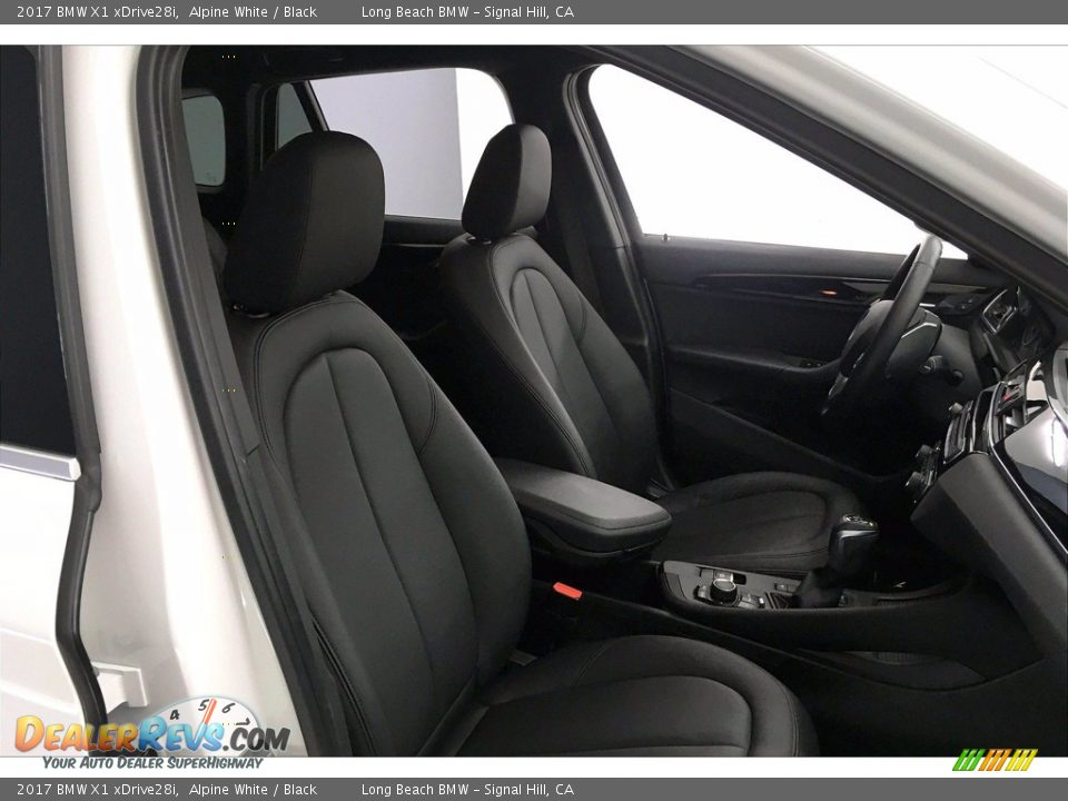 2017 BMW X1 xDrive28i Alpine White / Black Photo #6