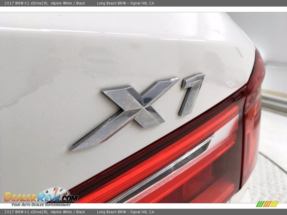 2017 BMW X1 xDrive28i Alpine White / Black Photo #7