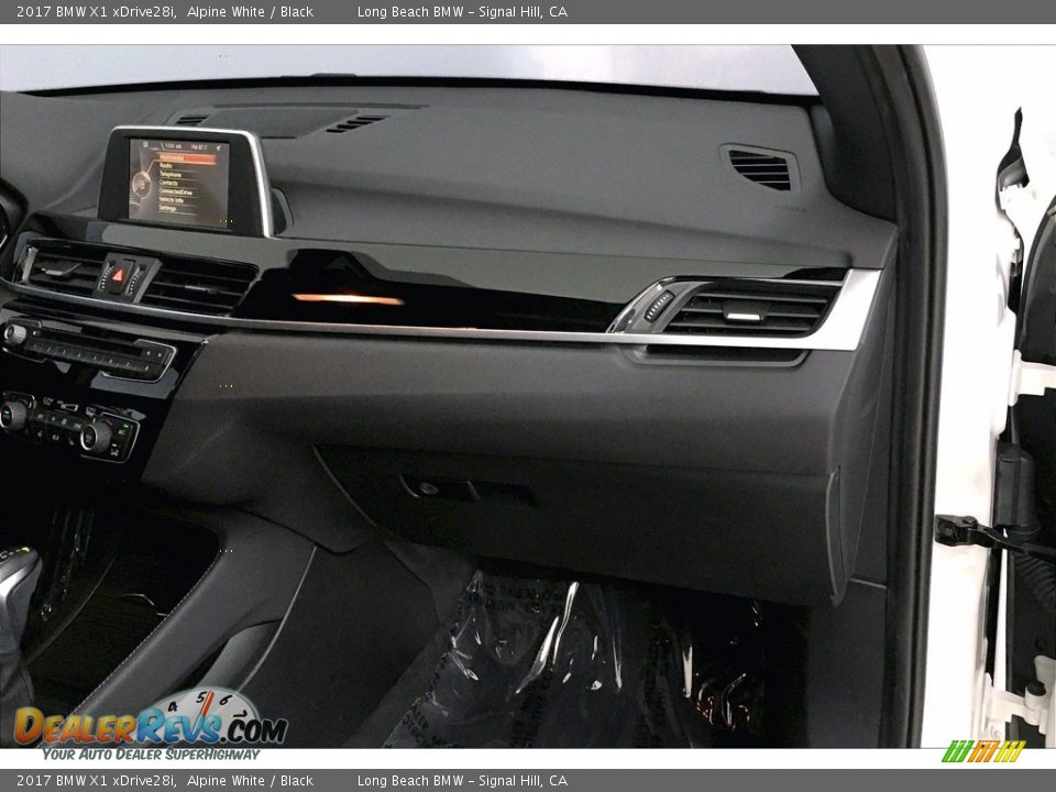 2017 BMW X1 xDrive28i Alpine White / Black Photo #22