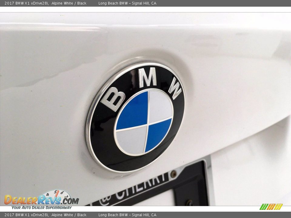 2017 BMW X1 xDrive28i Alpine White / Black Photo #34