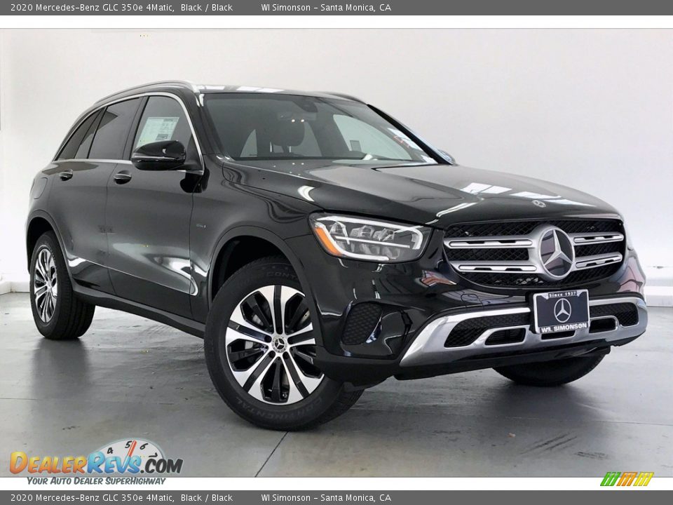 Front 3/4 View of 2020 Mercedes-Benz GLC 350e 4Matic Photo #10