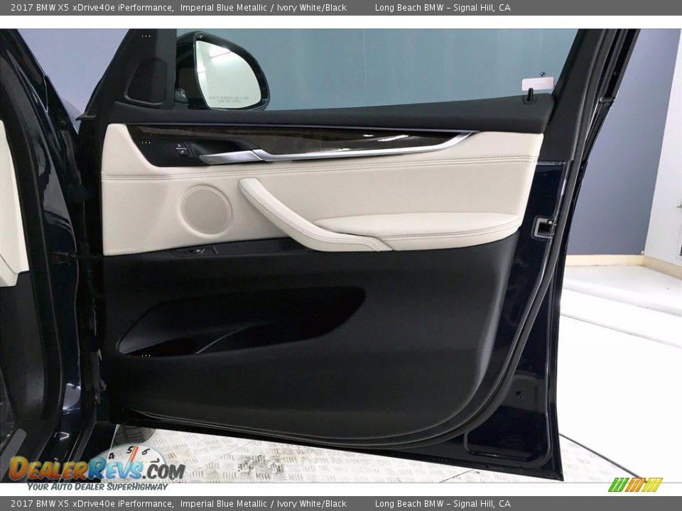 2017 BMW X5 xDrive40e iPerformance Imperial Blue Metallic / Ivory White/Black Photo #24