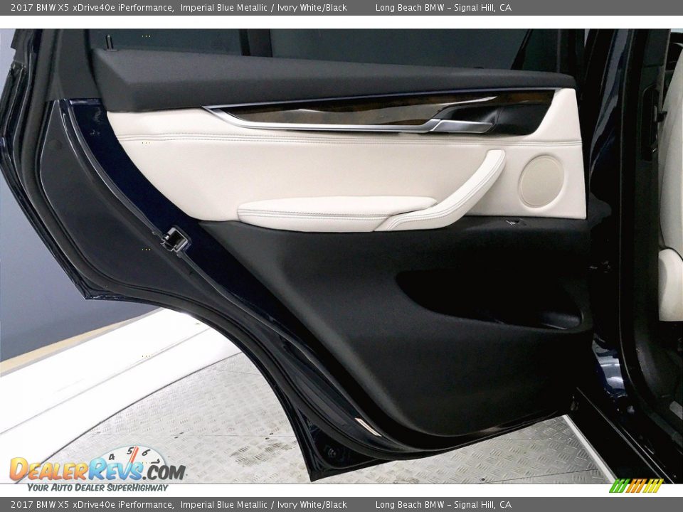 2017 BMW X5 xDrive40e iPerformance Imperial Blue Metallic / Ivory White/Black Photo #25