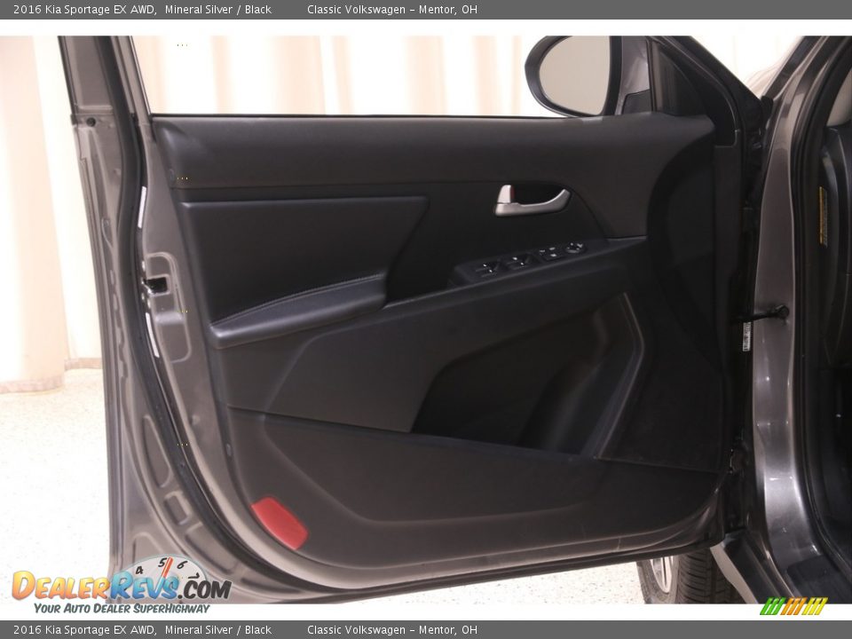 Door Panel of 2016 Kia Sportage EX AWD Photo #4