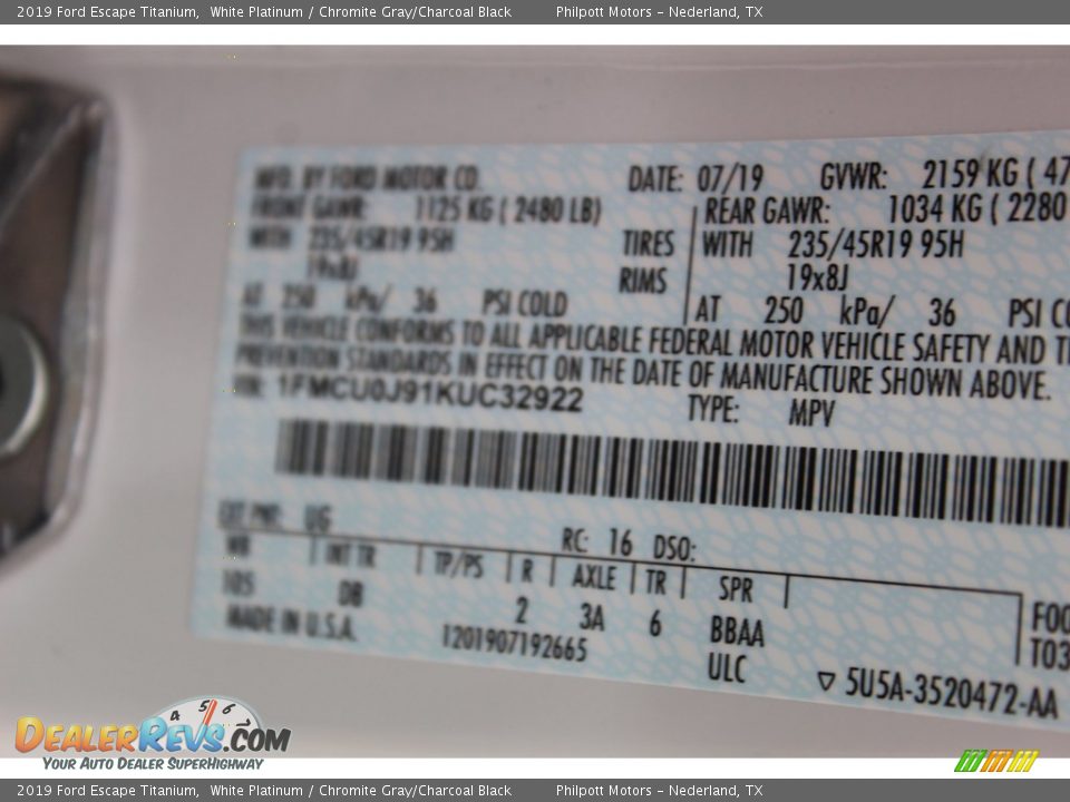 2019 Ford Escape Titanium White Platinum / Chromite Gray/Charcoal Black Photo #34