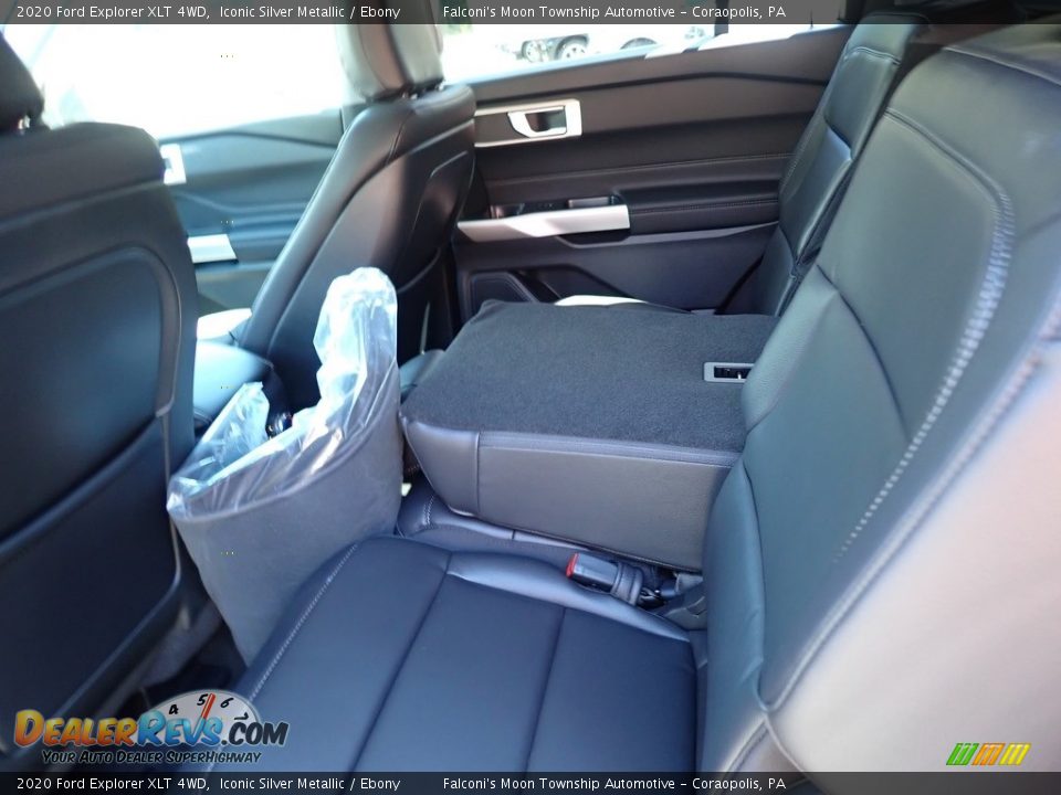 2020 Ford Explorer XLT 4WD Iconic Silver Metallic / Ebony Photo #8