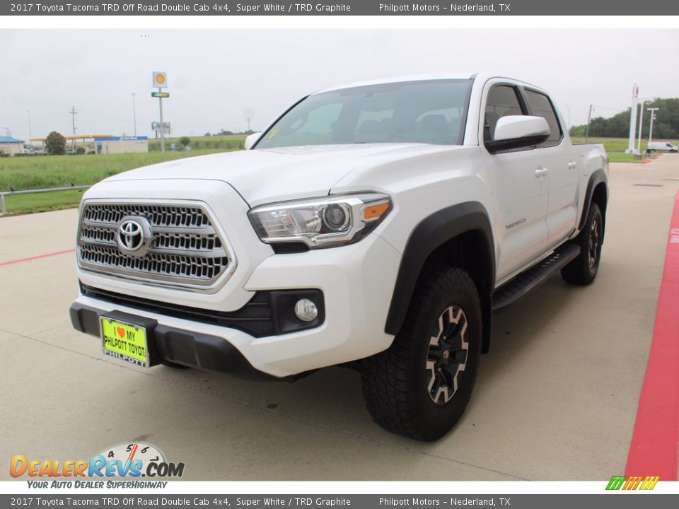 2017 Toyota Tacoma TRD Off Road Double Cab 4x4 Super White / TRD Graphite Photo #4