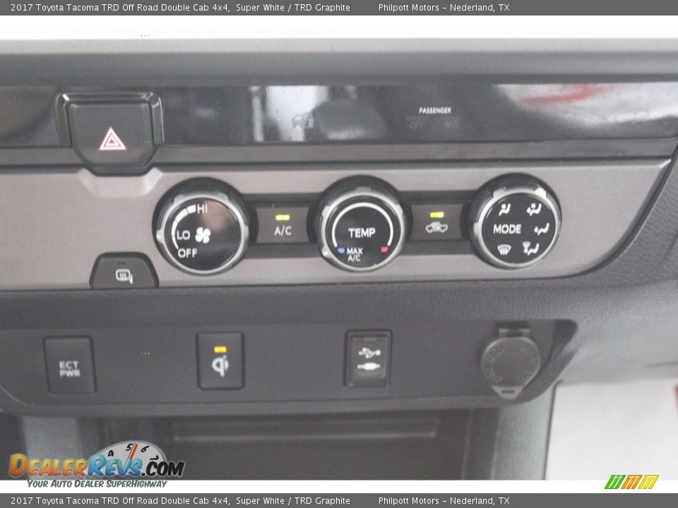 2017 Toyota Tacoma TRD Off Road Double Cab 4x4 Super White / TRD Graphite Photo #16