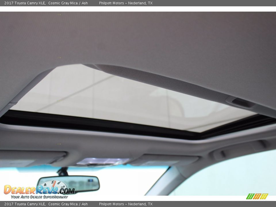 2017 Toyota Camry XLE Cosmic Gray Mica / Ash Photo #23