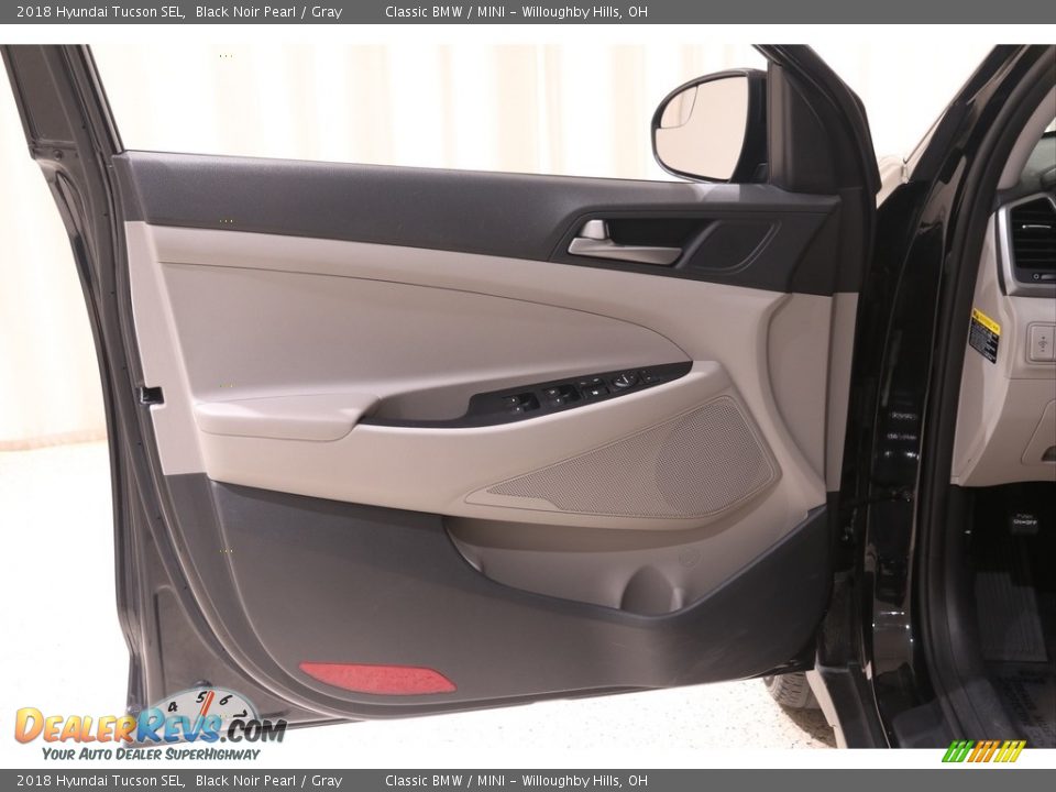 Door Panel of 2018 Hyundai Tucson SEL Photo #4