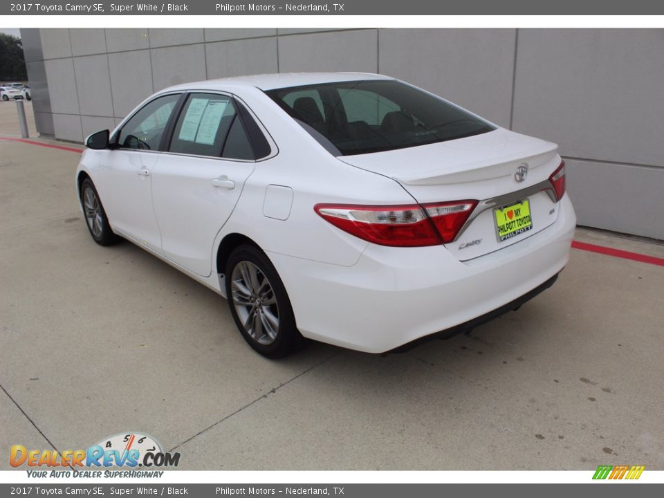 2017 Toyota Camry SE Super White / Black Photo #6