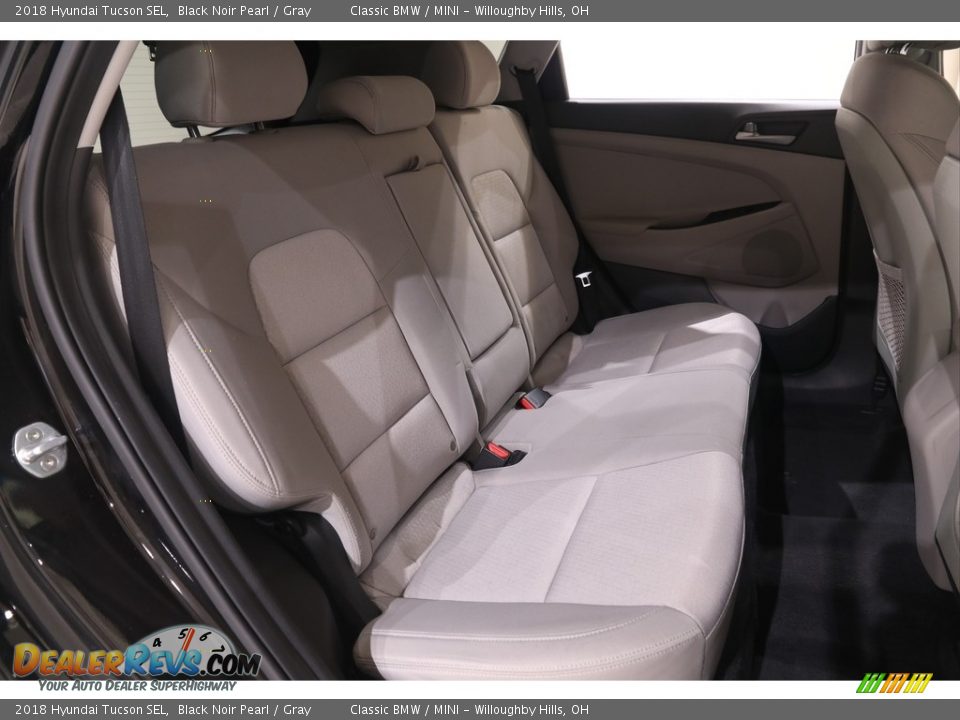 Rear Seat of 2018 Hyundai Tucson SEL Photo #20