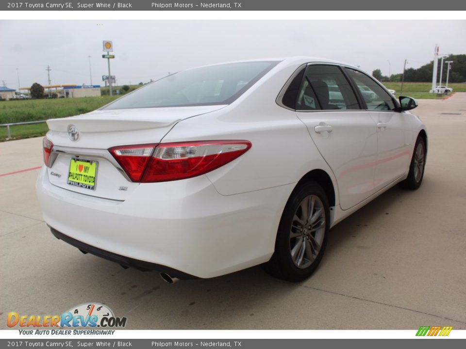 2017 Toyota Camry SE Super White / Black Photo #8