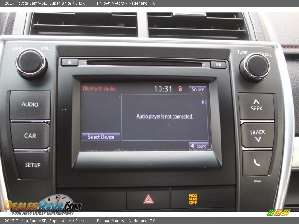 2017 Toyota Camry SE Super White / Black Photo #16