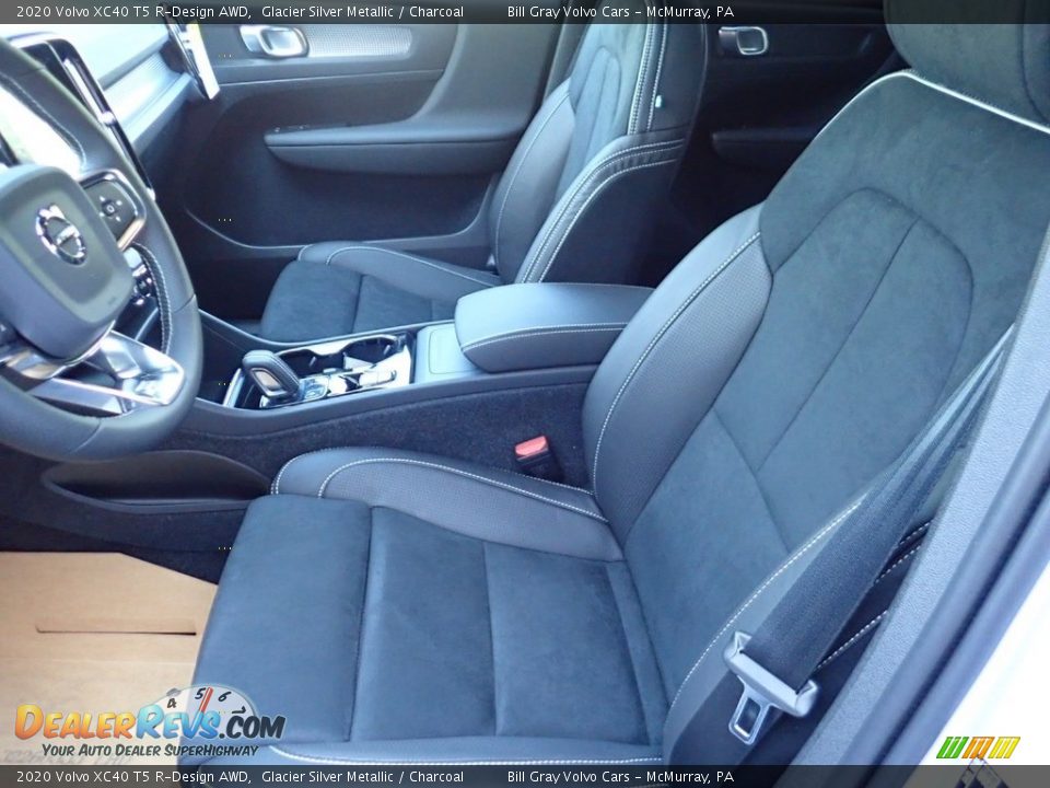 Front Seat of 2020 Volvo XC40 T5 R-Design AWD Photo #7