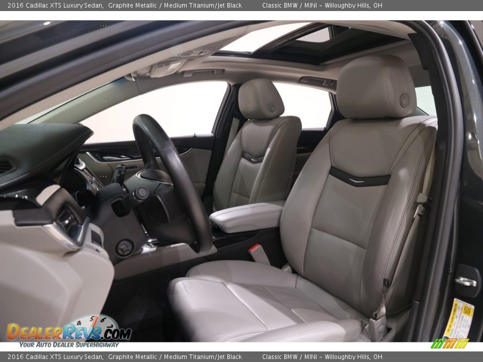 2016 Cadillac XTS Luxury Sedan Graphite Metallic / Medium Titanium/Jet Black Photo #8