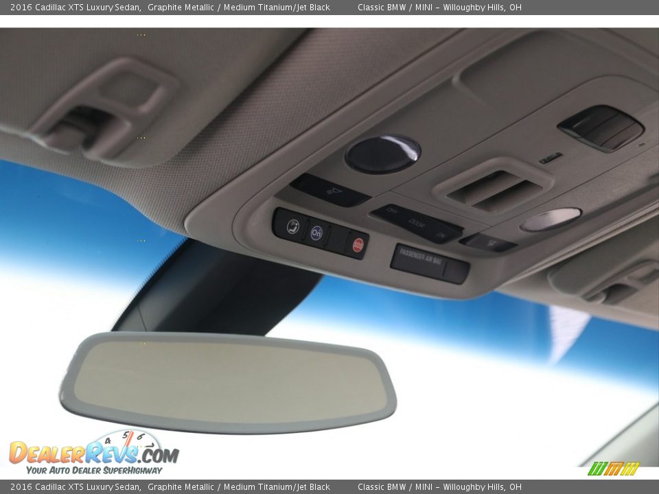 2016 Cadillac XTS Luxury Sedan Graphite Metallic / Medium Titanium/Jet Black Photo #12