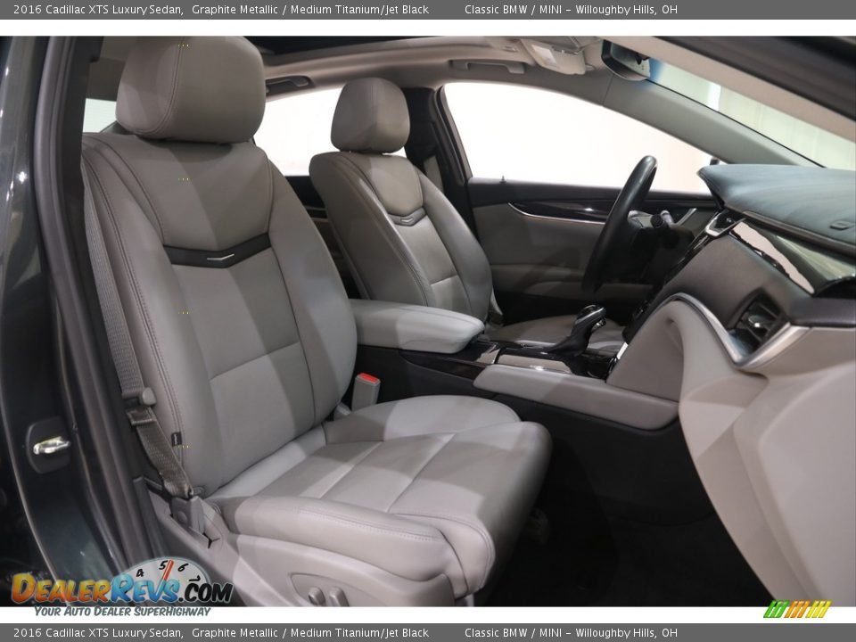 2016 Cadillac XTS Luxury Sedan Graphite Metallic / Medium Titanium/Jet Black Photo #23