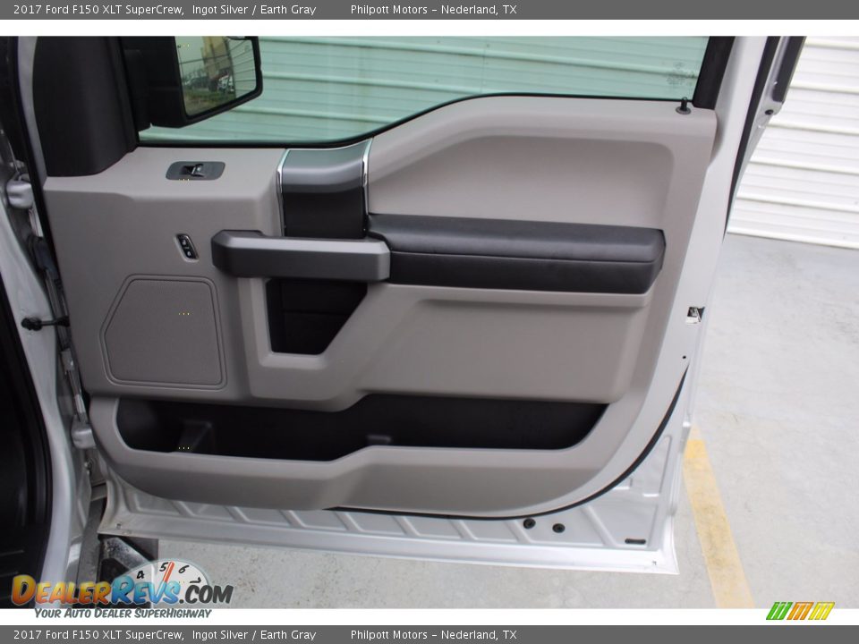 2017 Ford F150 XLT SuperCrew Ingot Silver / Earth Gray Photo #29