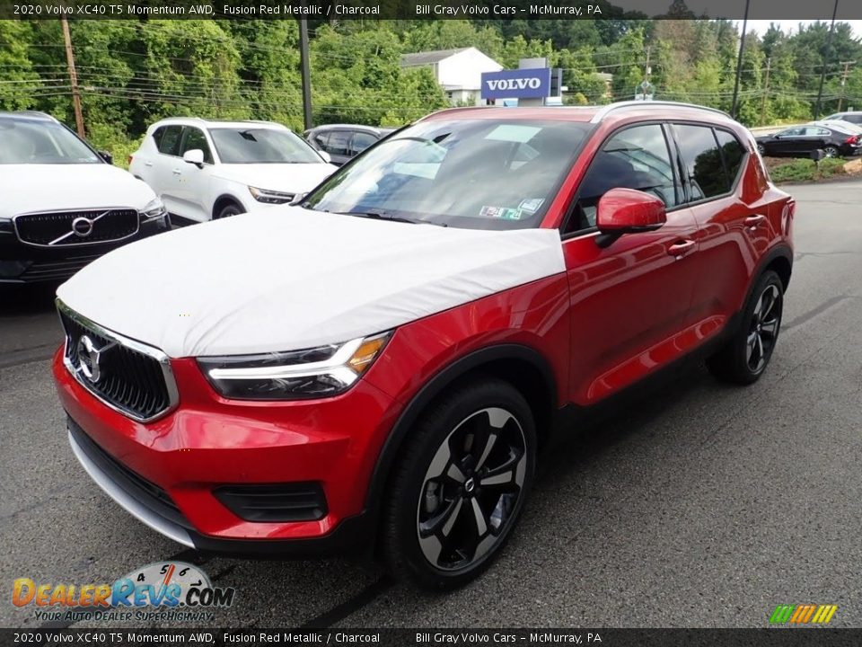 2020 Volvo XC40 T5 Momentum AWD Fusion Red Metallic / Charcoal Photo #5