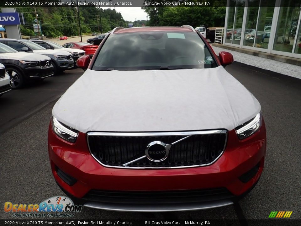 2020 Volvo XC40 T5 Momentum AWD Fusion Red Metallic / Charcoal Photo #6