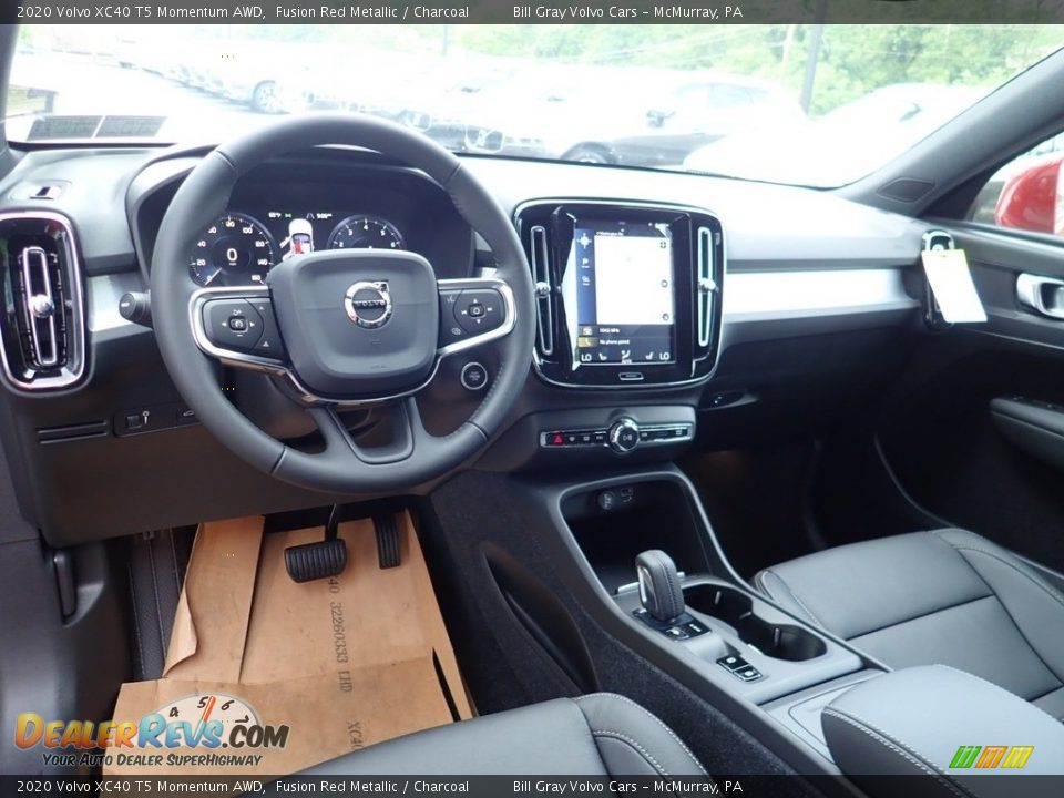 Charcoal Interior - 2020 Volvo XC40 T5 Momentum AWD Photo #9