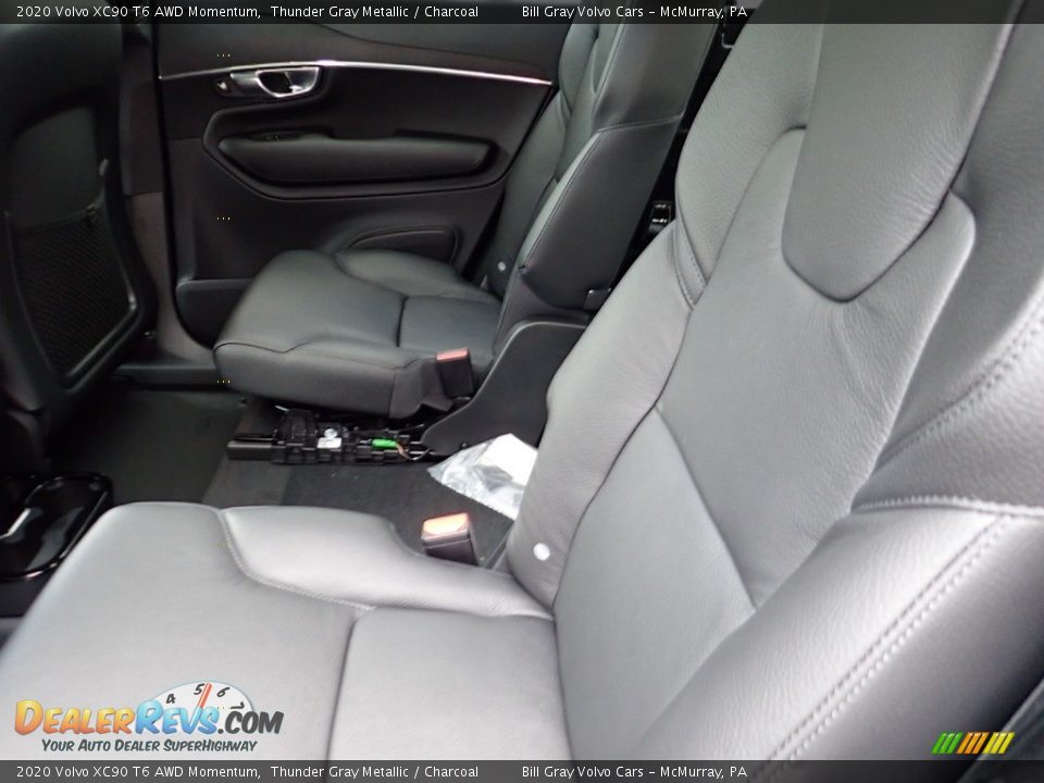 2020 Volvo XC90 T6 AWD Momentum Thunder Gray Metallic / Charcoal Photo #8