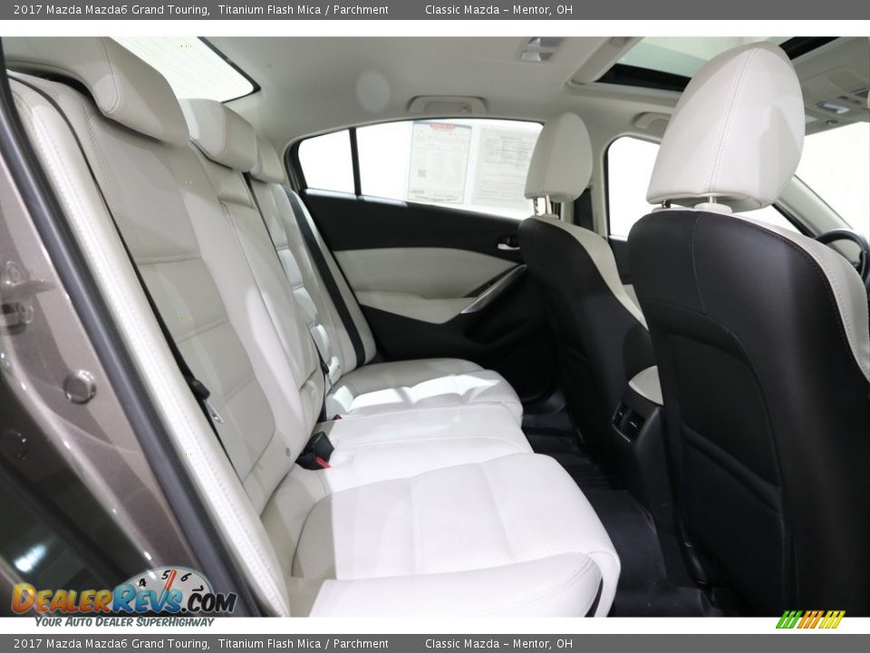 2017 Mazda Mazda6 Grand Touring Titanium Flash Mica / Parchment Photo #17