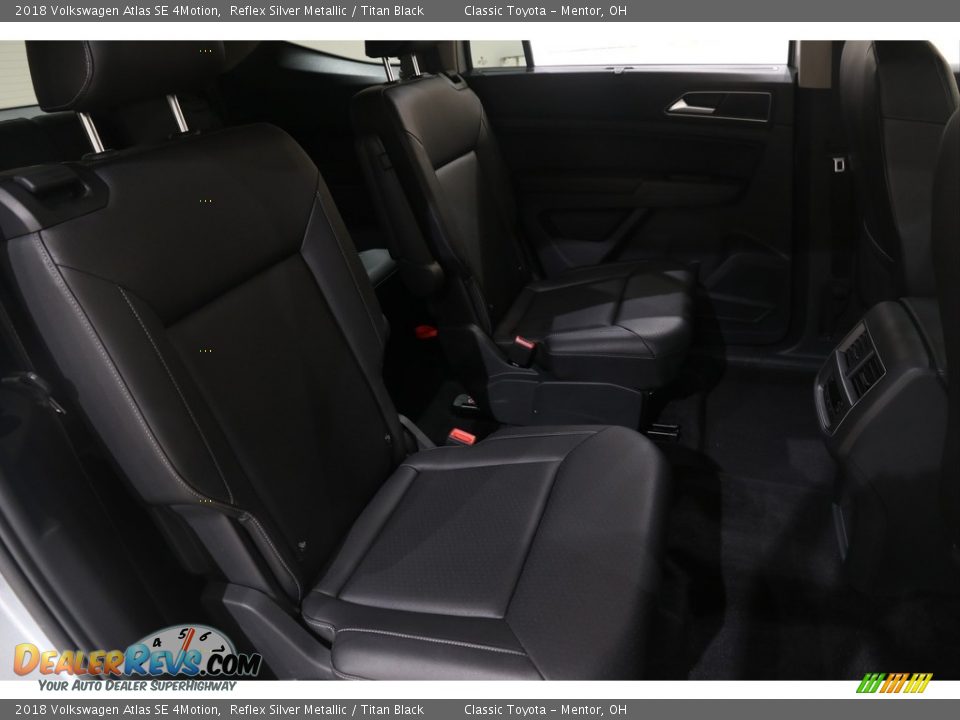 2018 Volkswagen Atlas SE 4Motion Reflex Silver Metallic / Titan Black Photo #15