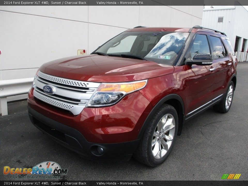 2014 Ford Explorer XLT 4WD Sunset / Charcoal Black Photo #9