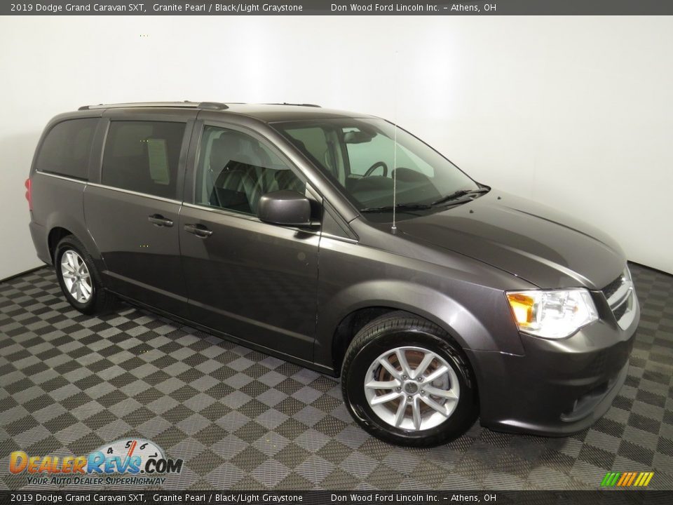 2019 Dodge Grand Caravan SXT Granite Pearl / Black/Light Graystone Photo #2