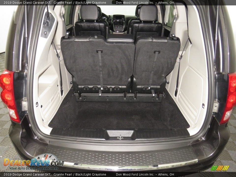 2019 Dodge Grand Caravan SXT Granite Pearl / Black/Light Graystone Photo #12