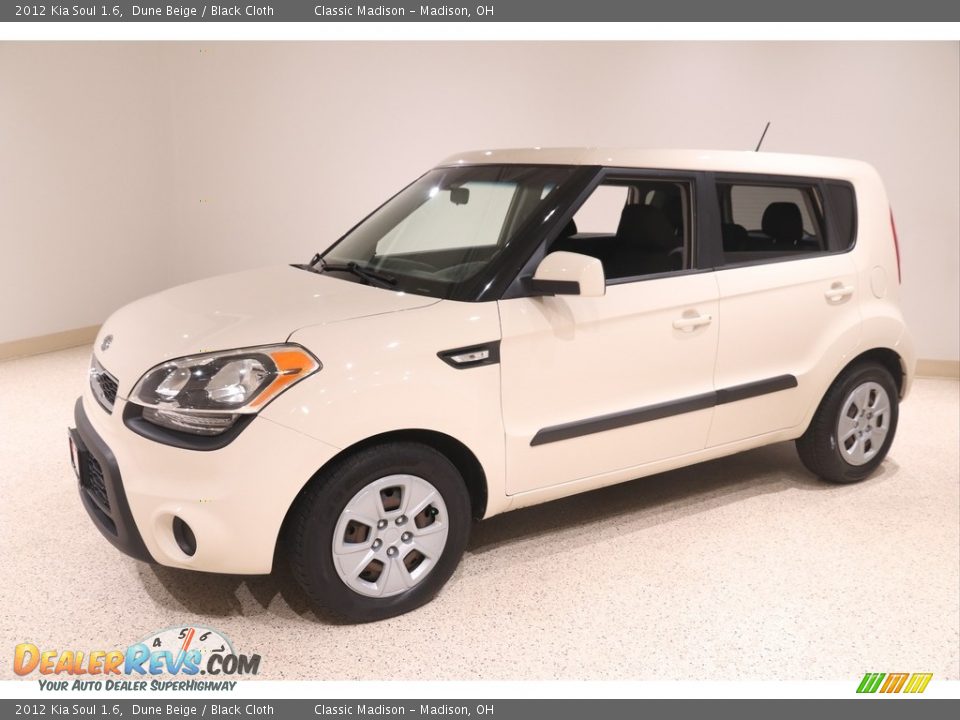 2012 Kia Soul 1.6 Dune Beige / Black Cloth Photo #3