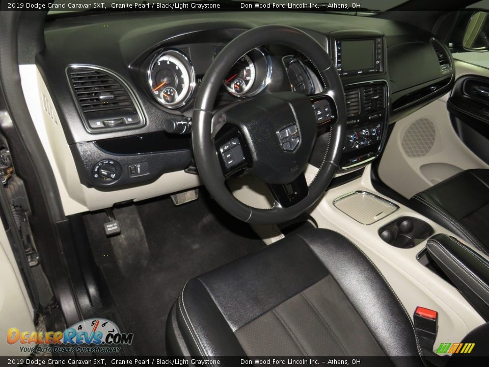 2019 Dodge Grand Caravan SXT Granite Pearl / Black/Light Graystone Photo #20