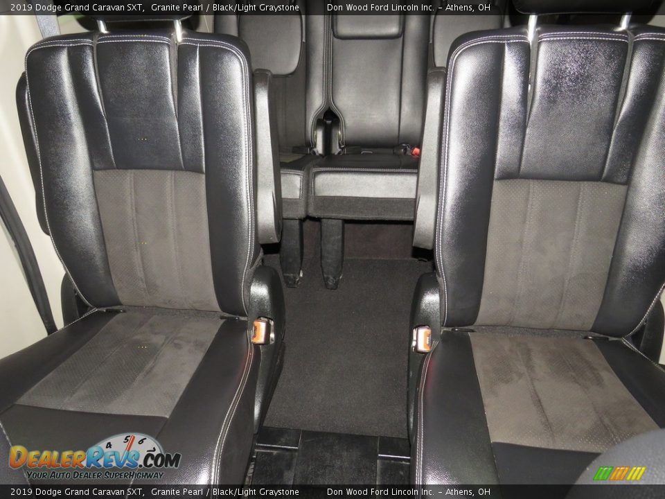 2019 Dodge Grand Caravan SXT Granite Pearl / Black/Light Graystone Photo #21
