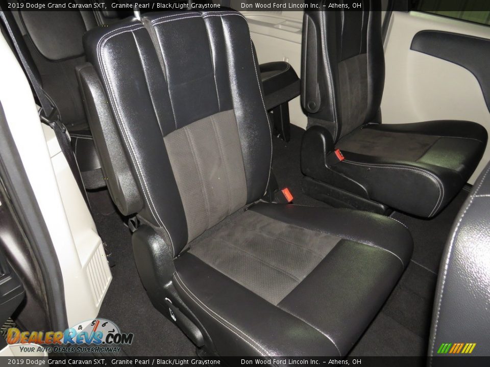 2019 Dodge Grand Caravan SXT Granite Pearl / Black/Light Graystone Photo #24