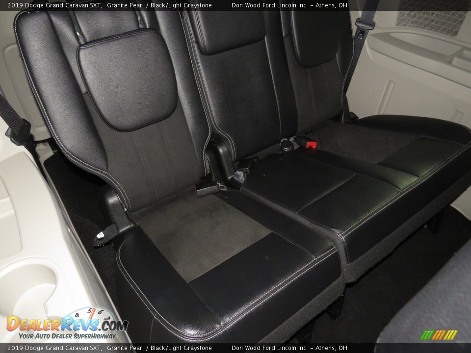 2019 Dodge Grand Caravan SXT Granite Pearl / Black/Light Graystone Photo #25