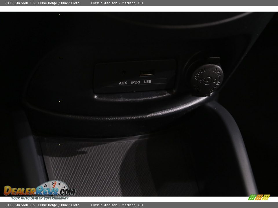 2012 Kia Soul 1.6 Dune Beige / Black Cloth Photo #14